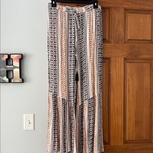 Angie Black and Tan Patterned Wide-Leg Pants